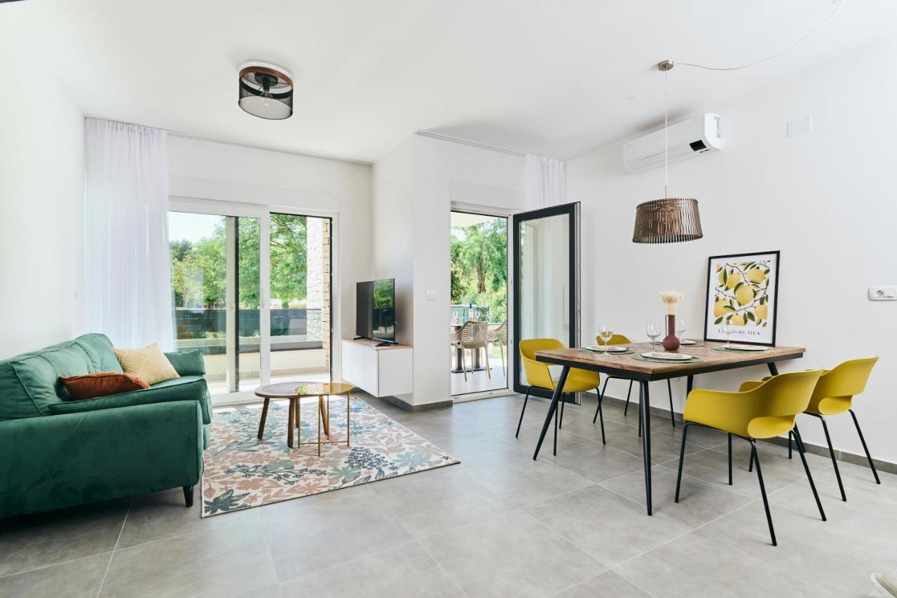 Apartments San Maris Umag Extérieur photo